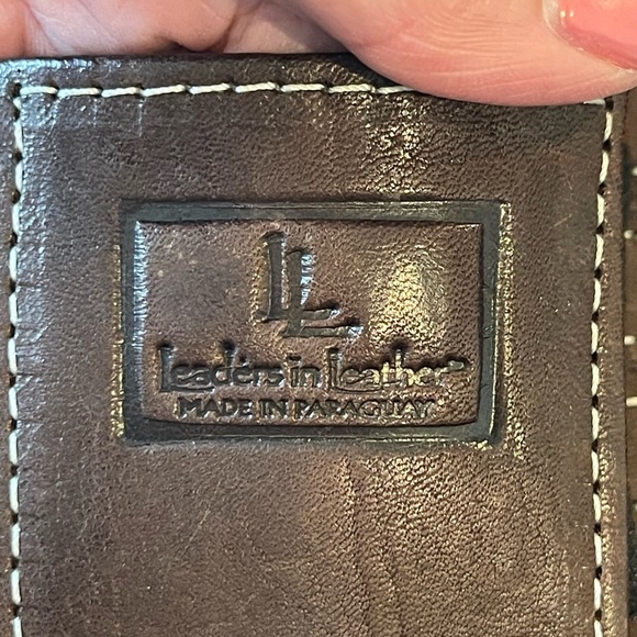 Leaders In Leather Scroll Cut Out Tooled Leather  Bag, Medium Size, Brown/Ivory - Picture 7 of 16